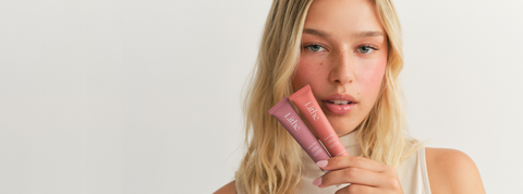 Peptides, hydration, and comfort in every swipe.